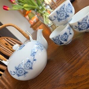 Japanese Style Floral Blue and White Teapot Set